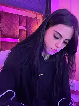 Snapshot of Veronicaa_lodge1 chatting on 27, 3, 2026 Veronicaa lodge1 online show from 27, 3, 2026