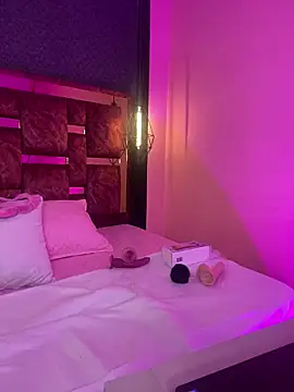 Snapshot of Veronicaa_lodge1 chatting on 1, 4, 2026 Veronicaa lodge1 online show from 1, 4, 2026