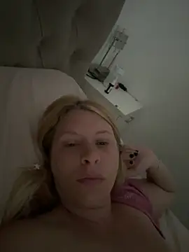 MichoneXxXok online show from 16, 2, 2026