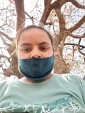 taniya0 online show from 8, 4, 2026