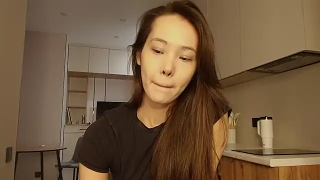 lilly sweeet online show from 2, 3, 2026