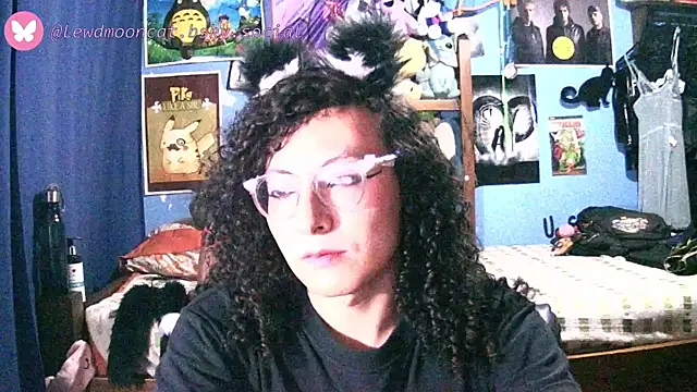lewd mooncat online show from 7, 5, 2026
