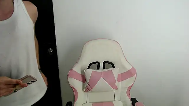 Angel boyx online show from 21, 2, 2026