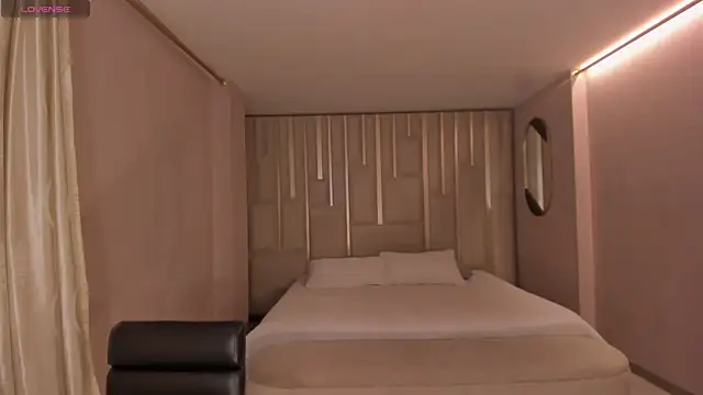 Snapshot of AmaraDivine chatting on 2, 4, 2026 AmaraDivine online show from 2, 4, 2026