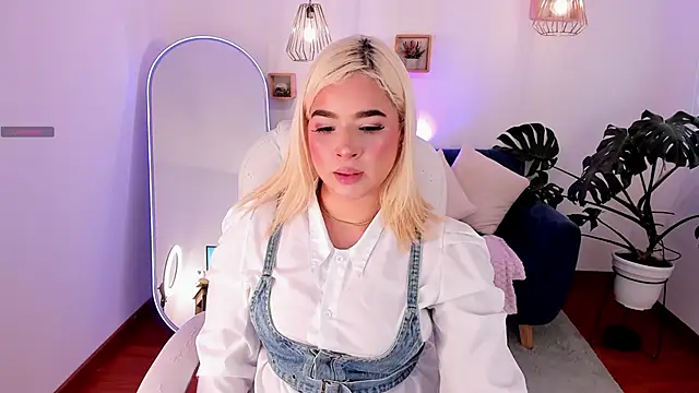 Snapshot of BarbieHannaB_ chatting on 27, 3, 2026 BarbieHannaB online show from 27, 3, 2026