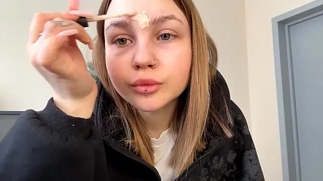 Snapshot of PledHoly chatting on 6, 3, 2026 PledHoly online show from 6, 3, 2026