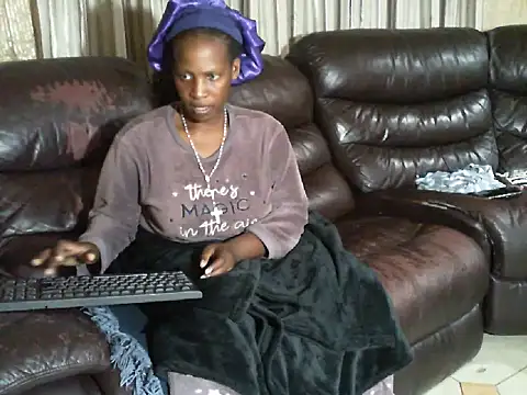Snapshot of Sky-Diamond chatting on 7, 4, 2026 Sky-Diamond online show from 7, 4, 2026