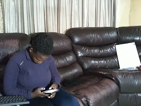 Snapshot of Sky-Diamond chatting on 12, 4, 2026 Sky-Diamond online show from 12, 4, 2026