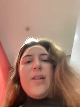 Snapshot of kate_nicepops999114 chatting on 8, 4, 2026 kate nicepops999114 online show from 8, 4, 2026