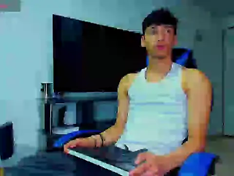 Lyam Russo online show from 9, 5, 2026