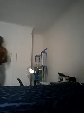 iwantolderwmn online show from 3, 3, 2026