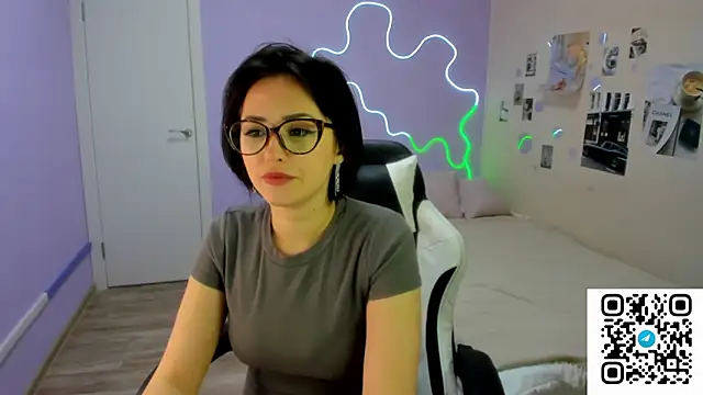 Snapshot of Mary_Rice chatting on 4, 3, 2026 Mary Rice online show from 4, 3, 2026