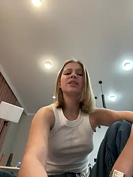 Snapshot of Eva_Leen chatting on 26, 2, 2026 Eva Leen online show from 26, 2, 2026