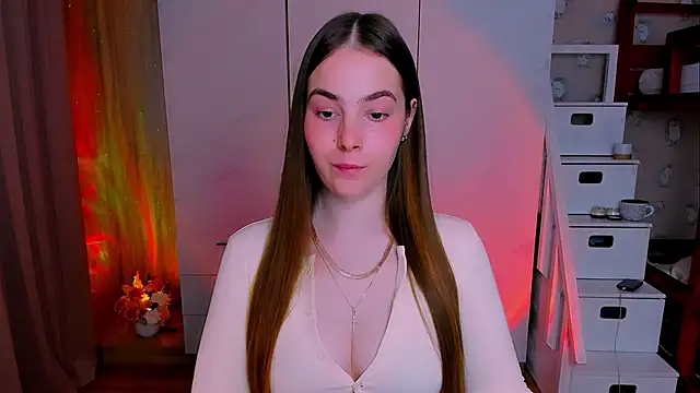 Maddy Wood  online show from 29, 4, 2026