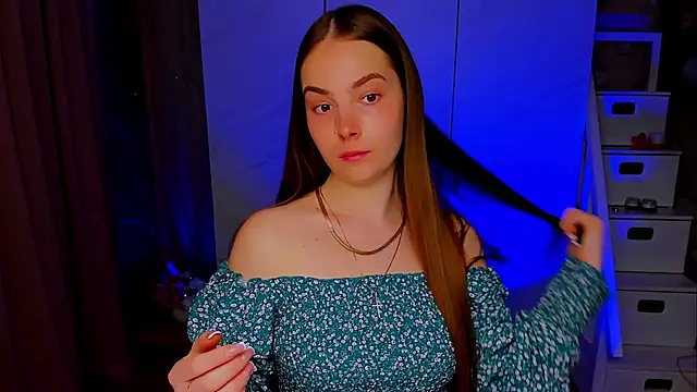 Maddy Wood  online show from 7, 5, 2026