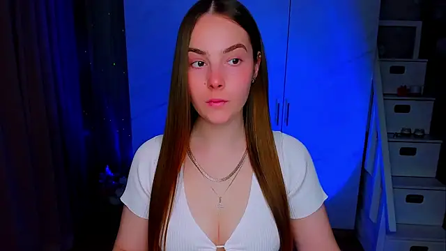 Maddy Wood  online show from 12, 5, 2026