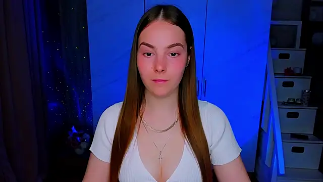 Maddy Wood  online show from 14, 5, 2026