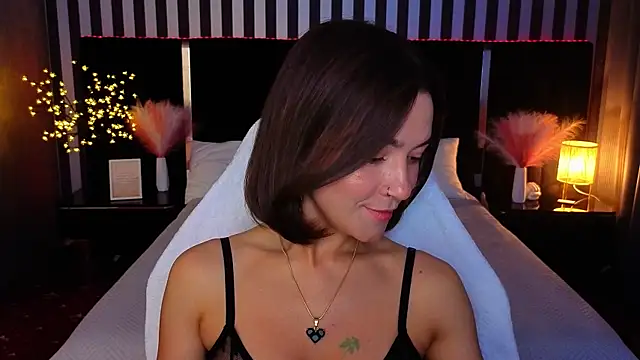 GracefulMichelle online show from 13, 5, 2026