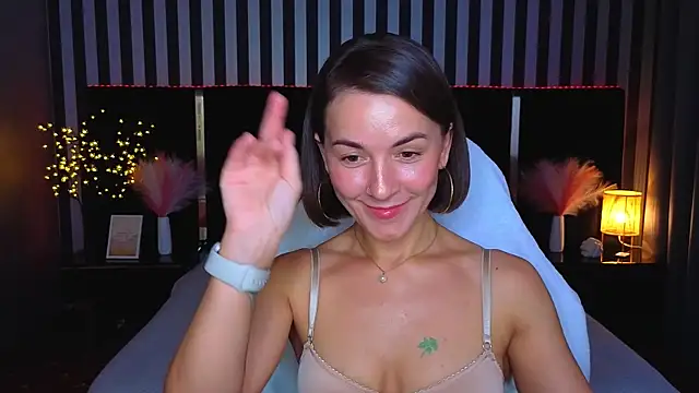 Snapshot of GracefulMichelle chatting on 17, 6, 2026 GracefulMichelle online show from 17, 6, 2026