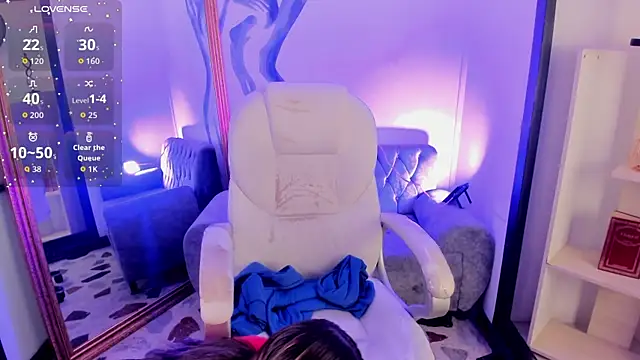 SiaFoxx  online show from 9, 4, 2026