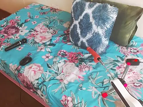 Snapshot of ChocoSlenderXXX chatting on 19, 3, 2026 ChocoSlenderXXX online show from 19, 3, 2026