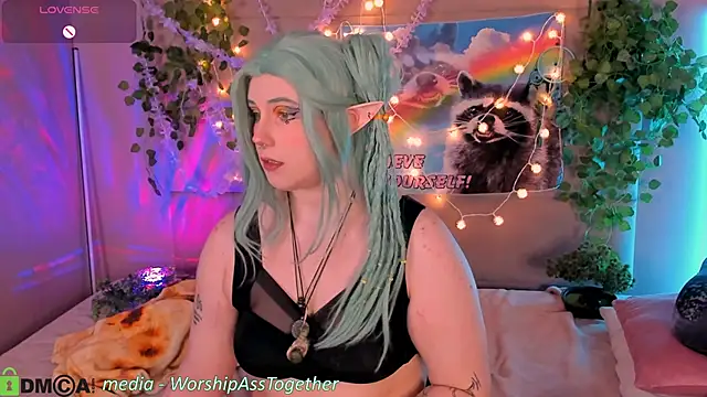 Snapshot of candy_yeah chatting on 5, 4, 2026 candy yeah online show from 5, 4, 2026