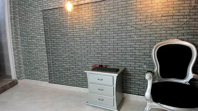 Snapshot of hillary_bigbutt chatting on 14, 3, 2026 hillary bigbutt online show from 14, 3, 2026