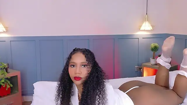 Snapshot of Chloe-Rose- chatting on 14, 6, 2026 Chloe-Rose- online show from 14, 6, 2026