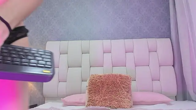 Snapshot of alisstarr chatting on 2, 3, 2026 alisstarr online show from 2, 3, 2026