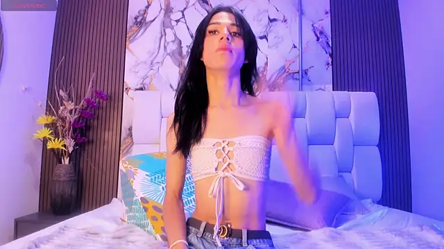 Snapshot of alisstarr chatting on 6, 4, 2026 alisstarr online show from 6, 4, 2026