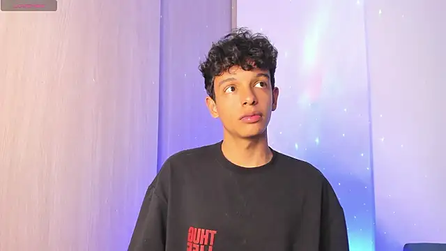 Snapshot of Maxfrost1 chatting on 10, 3, 2026 Maxfrost1 online show from 10, 3, 2026