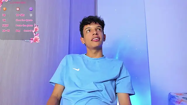 Snapshot of Maxfrost1 chatting on 1, 4, 2026 Maxfrost1 online show from 1, 4, 2026