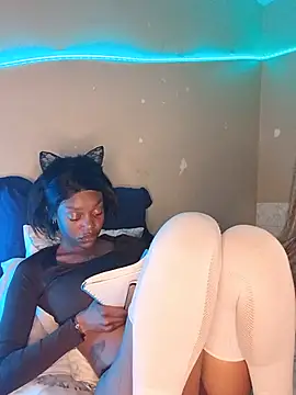 Snapshot of Ebony_Colossus chatting on 17, 6, 2026 Ebony Colossus online show from 17, 6, 2026