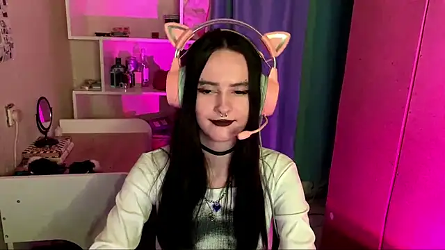 MabelDefina online show from 7, 5, 2026