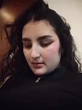 zoe moon   online show from 30, 4, 2026