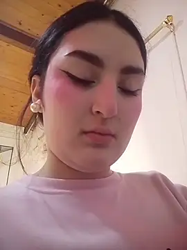 zoe moon   online show from 8, 5, 2026