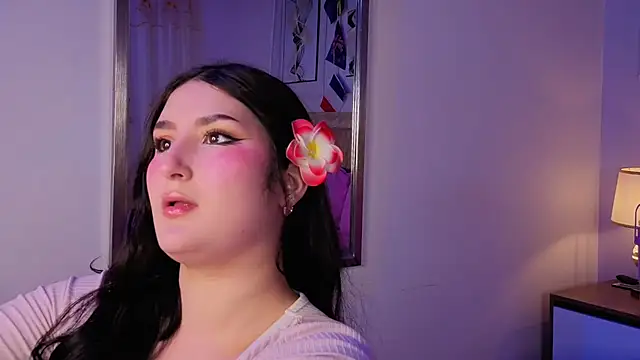 zoe moon   online show from 4, 7, 2026