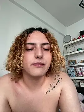 unicorniotrolo online show from 16, 2, 2026