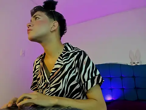 Snapshot of Ailanys_Miller chatting on 7, 3, 2026 Ailanys Miller online show from 7, 3, 2026