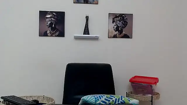 skinnysexy18 online show from 3, 4, 2026