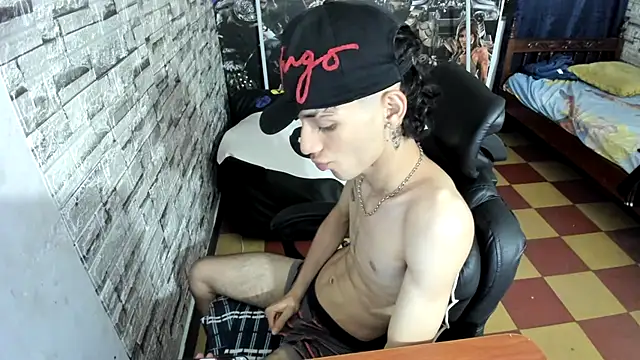 Snapshot of wex_077 chatting on 7, 3, 2026 wex 077 online show from 7, 3, 2026