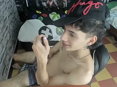 Snapshot of wex_077 chatting on 6, 4, 2026 wex 077 online show from 6, 4, 2026