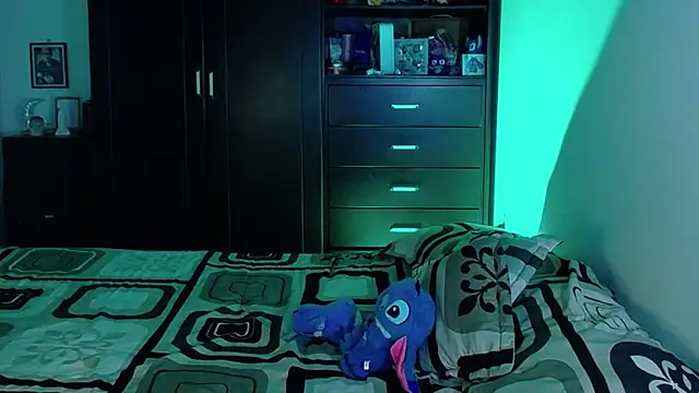 Jhon Sara online show from 4, 3, 2026