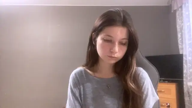 Snapshot of LunnaBliss chatting on 6, 3, 2026 LunnaBliss online show from 6, 3, 2026