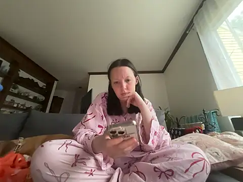 pinkhairfun16 online show from 28, 6, 2026