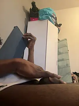 Snapshot of neycrystal001 chatting on 2, 3, 2026 neycrystal001 online show from 2, 3, 2026