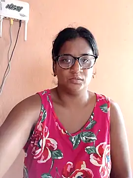 Snapshot of indianstrawberrylips4u chatting on 6, 3, 2026 indianstrawberrylips4u online show from 6, 3, 2026