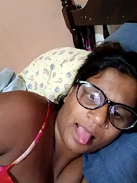 Snapshot of indianstrawberrylips4u chatting on 7, 3, 2026 indianstrawberrylips4u online show from 7, 3, 2026