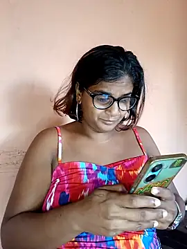 Snapshot of indianstrawberrylips4u chatting on 31, 3, 2026 indianstrawberrylips4u online show from 31, 3, 2026