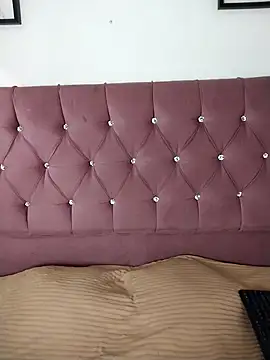 kiitty      online show from 7, 3, 2026